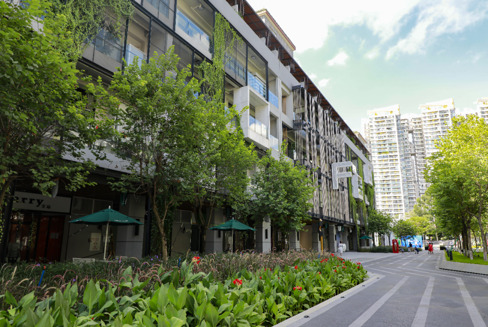 "新拐点 新风貌——同德围时尚 智汇潮人讲堂"在广州举行