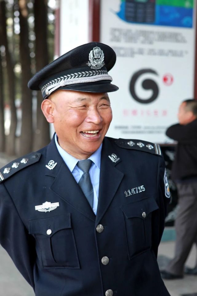 记全国劳模西昌公安处阿米子黑|人民警察|大凉山|阿米|阿米子黑|西昌