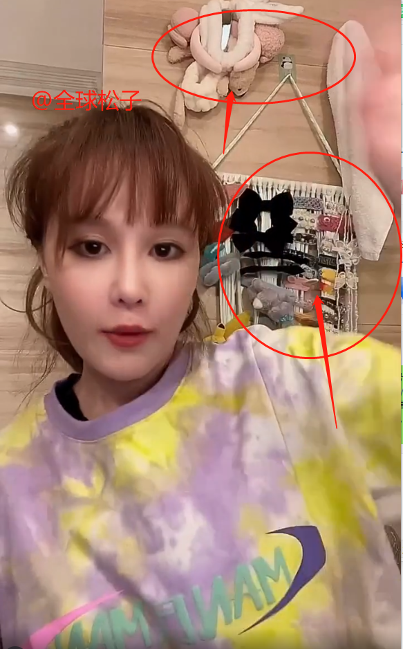 赵本山女儿无惧怼脸拍不开美颜录卸妆过程素颜露出遭网友调侃