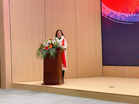 出生在中国梅花鹿之乡——长春市双阳区鹿乡镇的王娇,从小受家庭影响