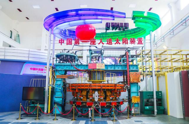 成都理工大学工程技术学院里他们讲述了这样一段峥嵘岁月