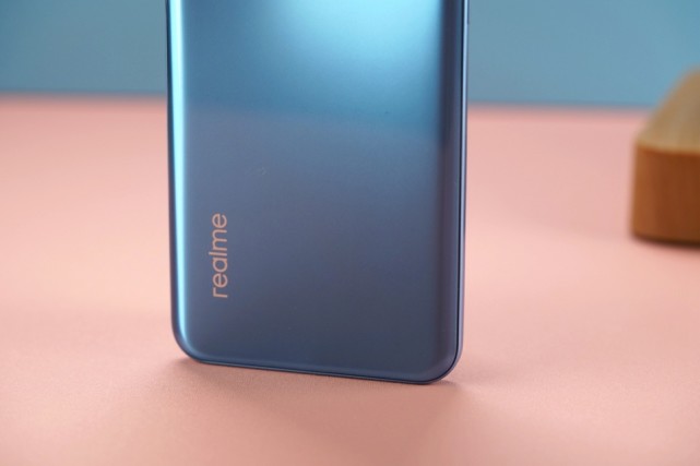 潮玩设计 大续航 千元机的真香代表|潮玩|realme|oppo|realme真我|千