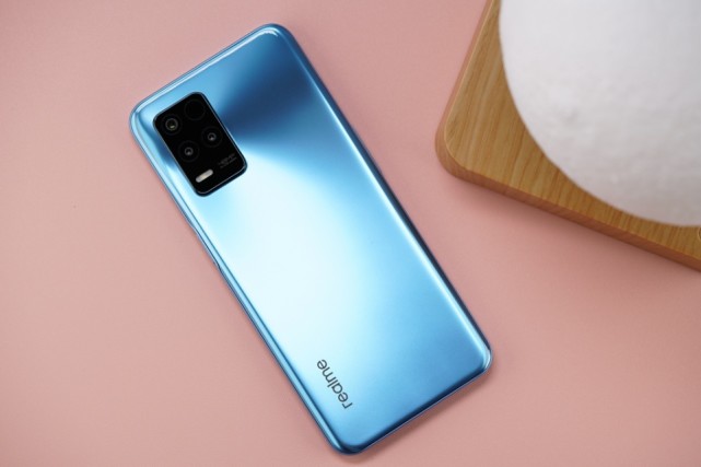 潮玩设计 大续航 千元机的真香代表|潮玩|realme|oppo|realme真我|千