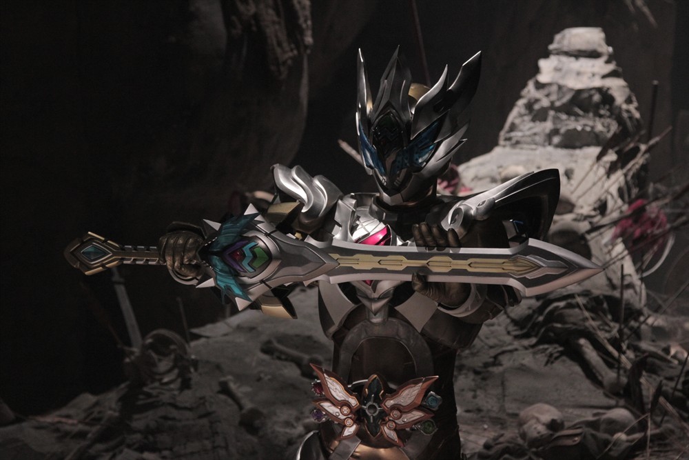 铠甲勇士不说颜值说实力终极铠甲实力大比拼修罗名次居然垫底