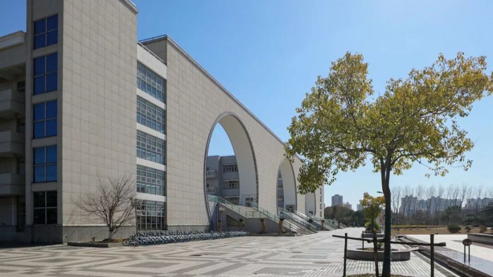 这5所上海市大学虽然是四非但630分不一定考得上