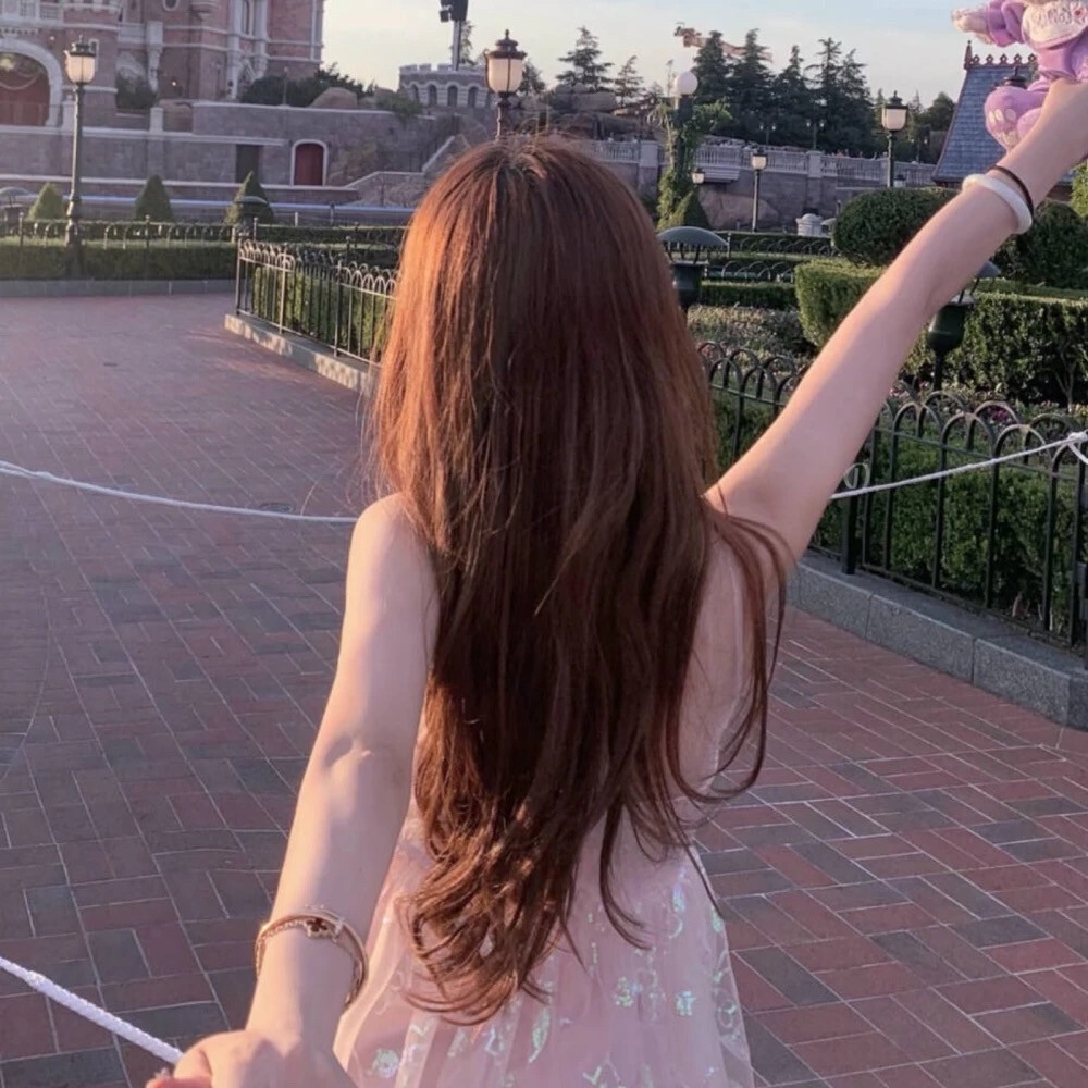 头像丨我很想成为出色的人