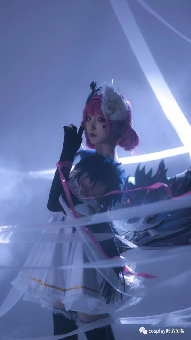 cos:王者荣耀小乔天鹅之梦cos正片@蓝璃
