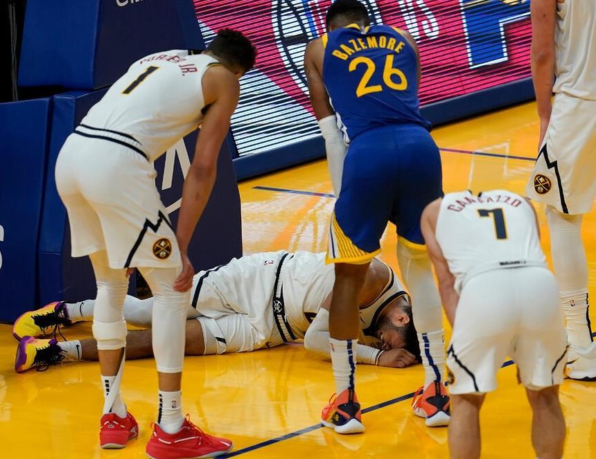 NBA伤病潮！仅两球队相安无事，一个有神医一个有抗体