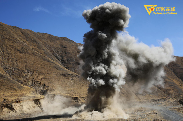 障碍物定点爆破.