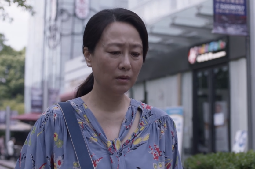 包括饰演佟大为剧中老婆的小宋佳,还有饰演小宋佳后妈的吴玉芳,他们也