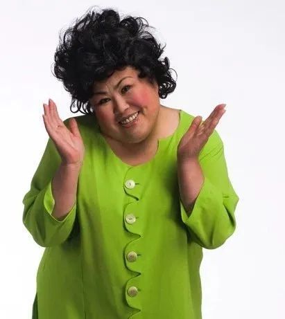 受赵本山追捧,被张艺谋器重,这个230斤的胖子凭什么?_腾讯新闻