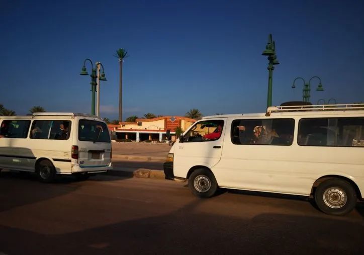 非洲国家的出行方式有多任性