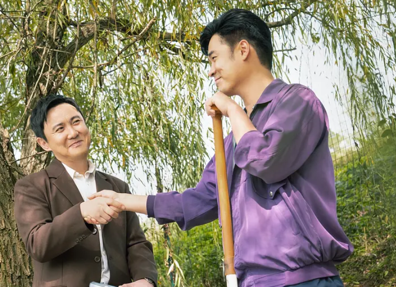 战狼2票房排行_《战狼2》4年后重映,首周票房不到10万,看来还是高估吴京了