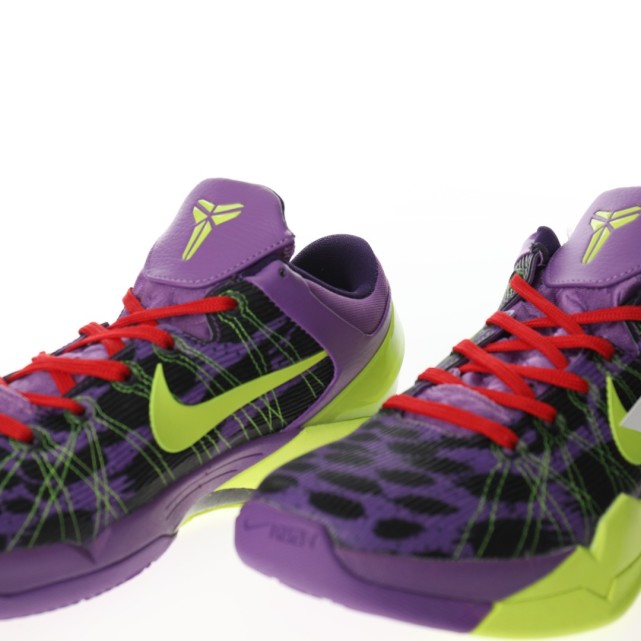 科比7代复刻实战运动低帮文化篮球鞋圣诞小丑