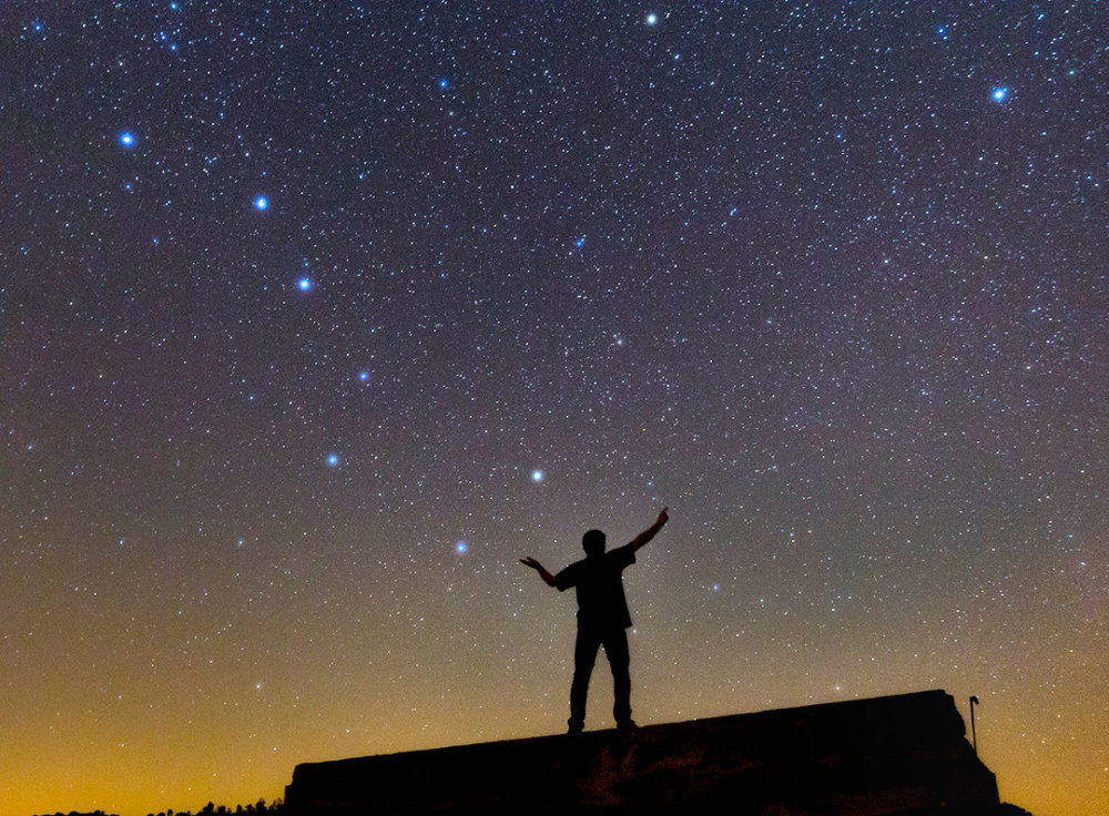 北斗七星和北極星都是什麼星星它們之間有什麼聯繫