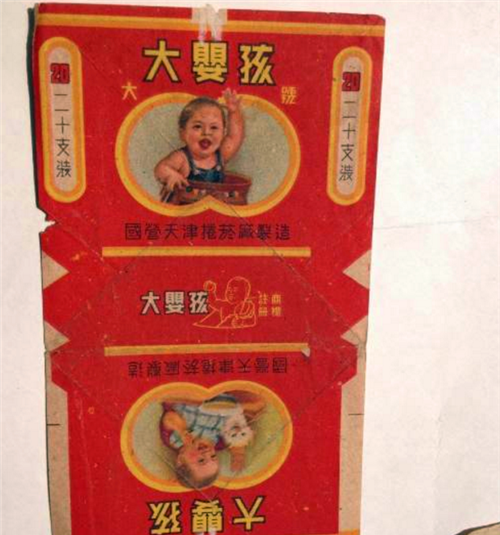 而仙女牌香烟,则是在三十年代风行市场的一款,以其包装图上众多仕女