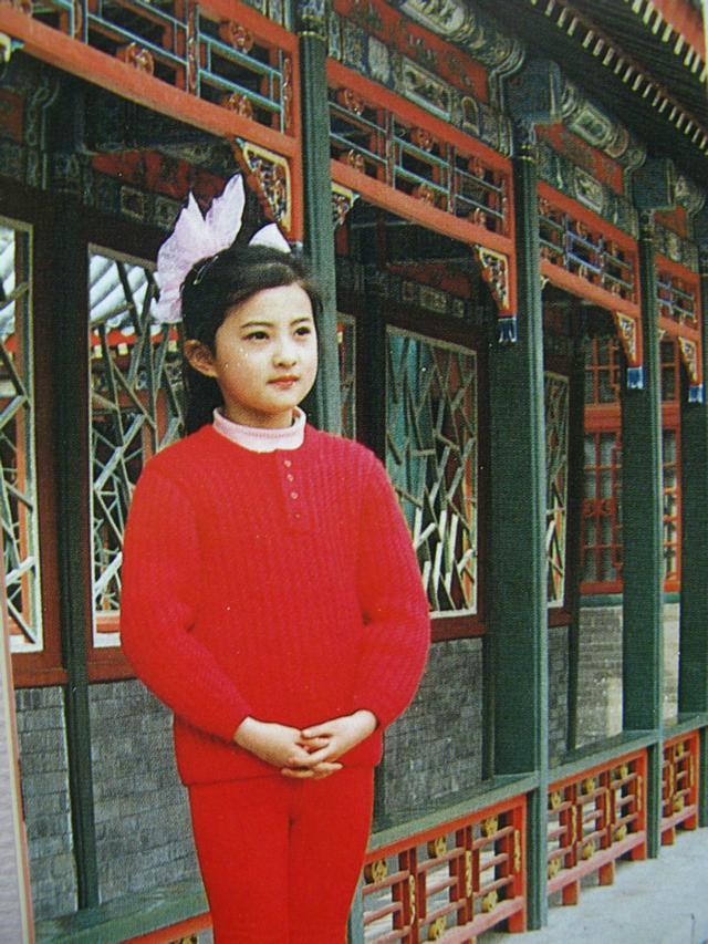 小童星终会长大,曾饰演小婉君的金铭如今光环退散,回不去了_腾讯新闻