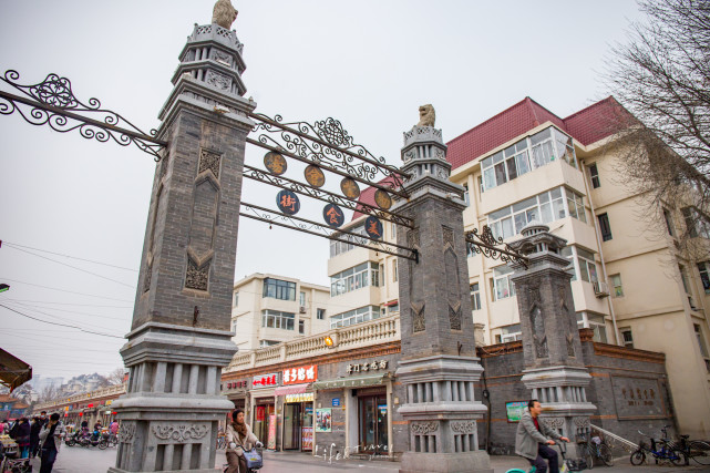 天津这条老街不到500米,居民小区楼下的美食街,好吃不贵接地气