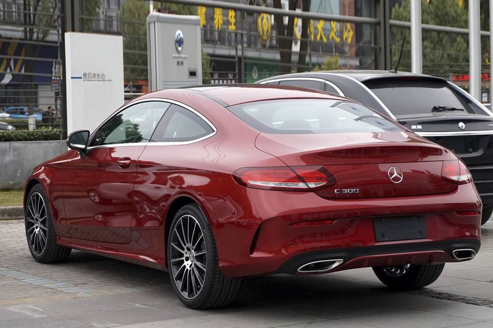 预算30w还需省油老车主奔驰c级真划算滴