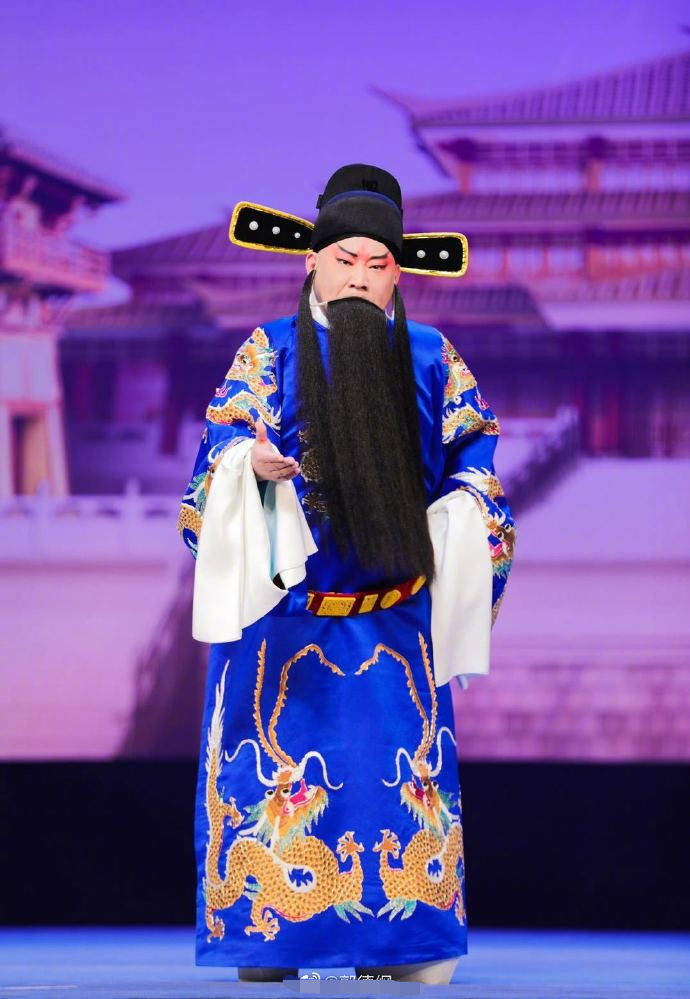 文/娱乐圈说相声 德云社这段时间是真的忙,先不说刚刚落下帷幕的大