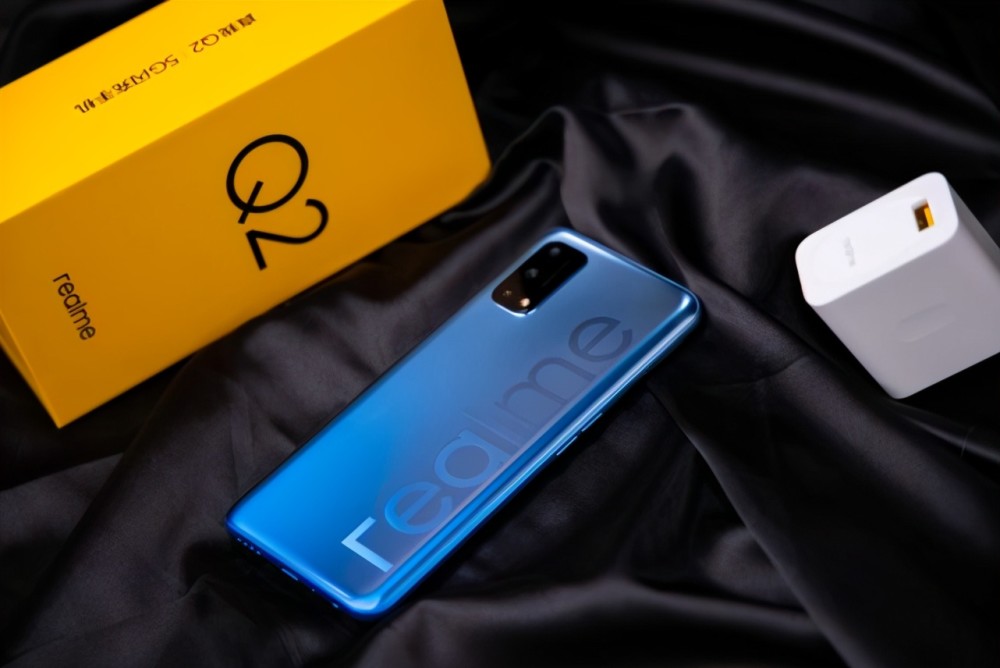 坐稳千元机皇宝座realme真我q2系列销量超百万台q3发布在即