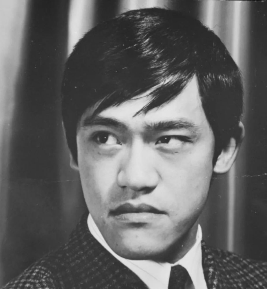 港媒曝吴耀汉回应俩女涉毒被捕,接受现实别无他法,他靠洗肾活着满腹