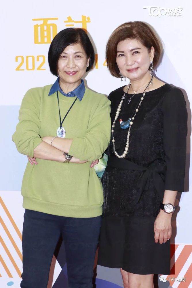 两位高层乐易玲(右)曾励珍(左)
