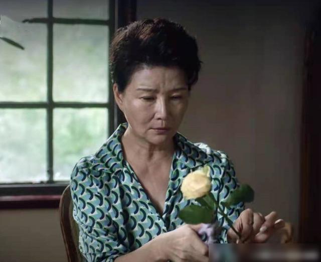 小舍得这句话说得很对难怪南俪的父亲甘愿为她离婚