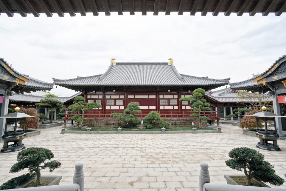 唐风宋韵禅意十足这座建于唐朝的寺院被誉为宁波的小京都