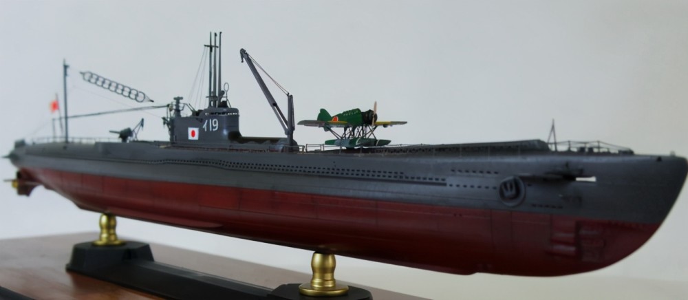 伊19号借此战绩成为日本海军头号王牌潜艇距离黄蜂号1500米时,木梨