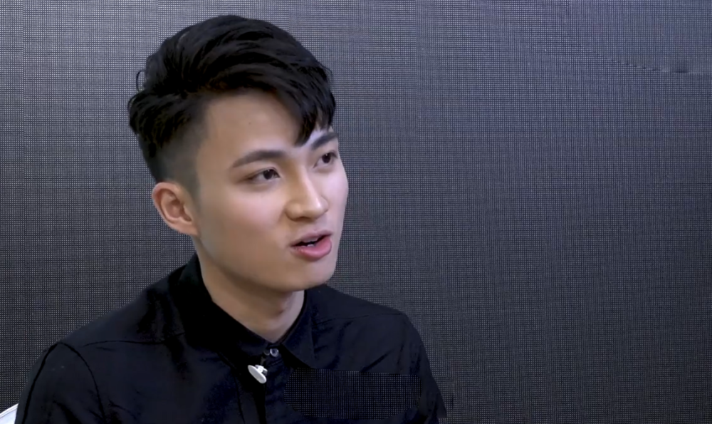 24岁拿奖却过分谦虚,周嘉洛的"觉悟",让多少小鲜肉无地自容?