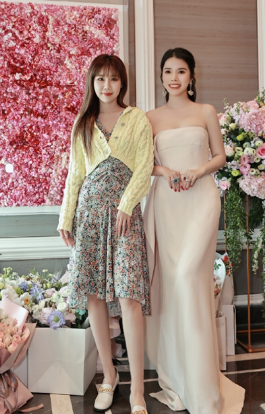 登福布斯精英榜,跻身名媛圈,合作一众明星,