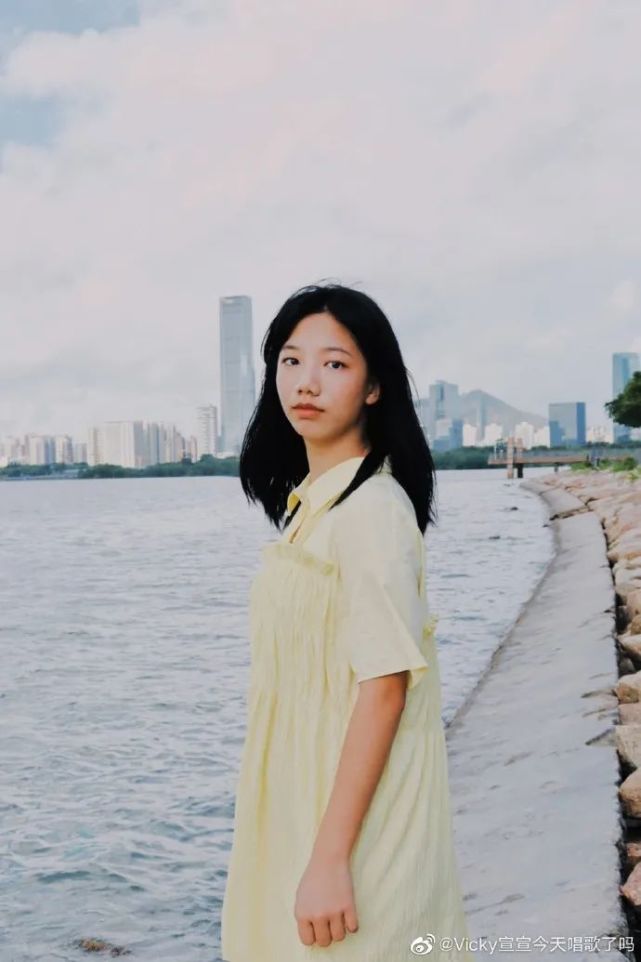 果酱音乐:半小时写出b站神曲获百万人点赞,这个初中生太顶了!