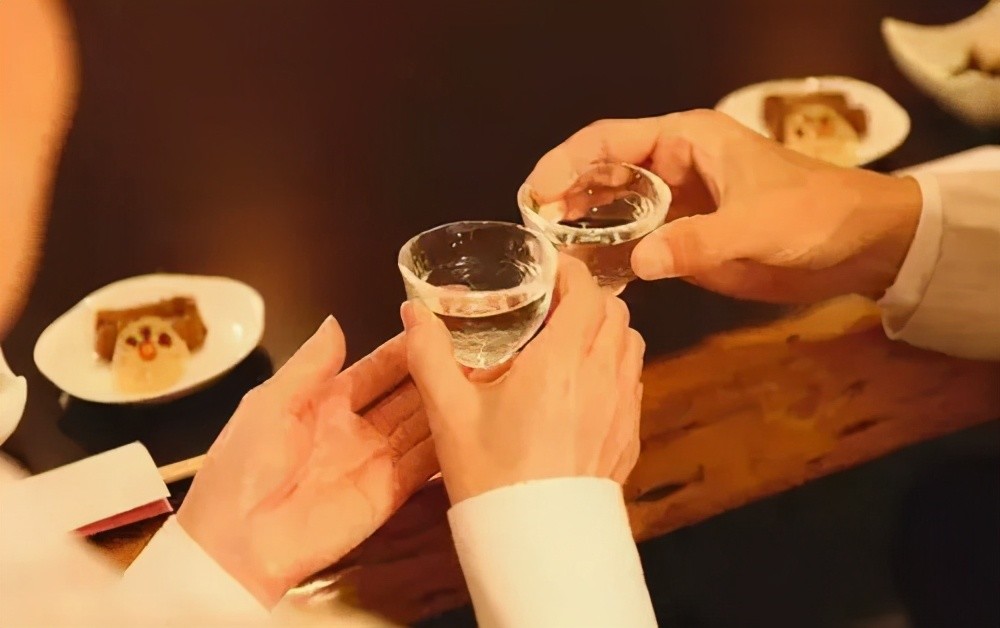 为什么大人物只喝酱香酒原来是