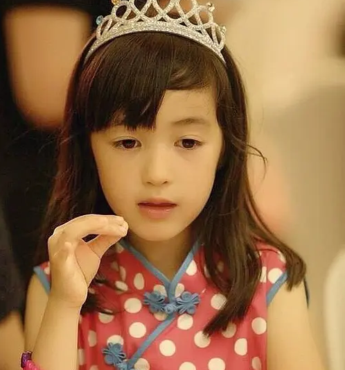 有种颜值叫混血儿细数中俄混血的明星有哪些