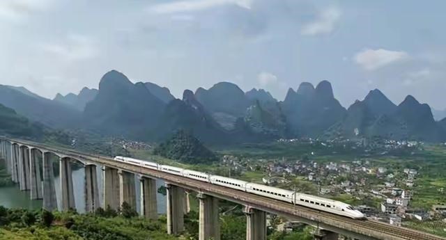 贵广高铁提速改造工程启动运营时速将达300kmh堪比沪昆高铁