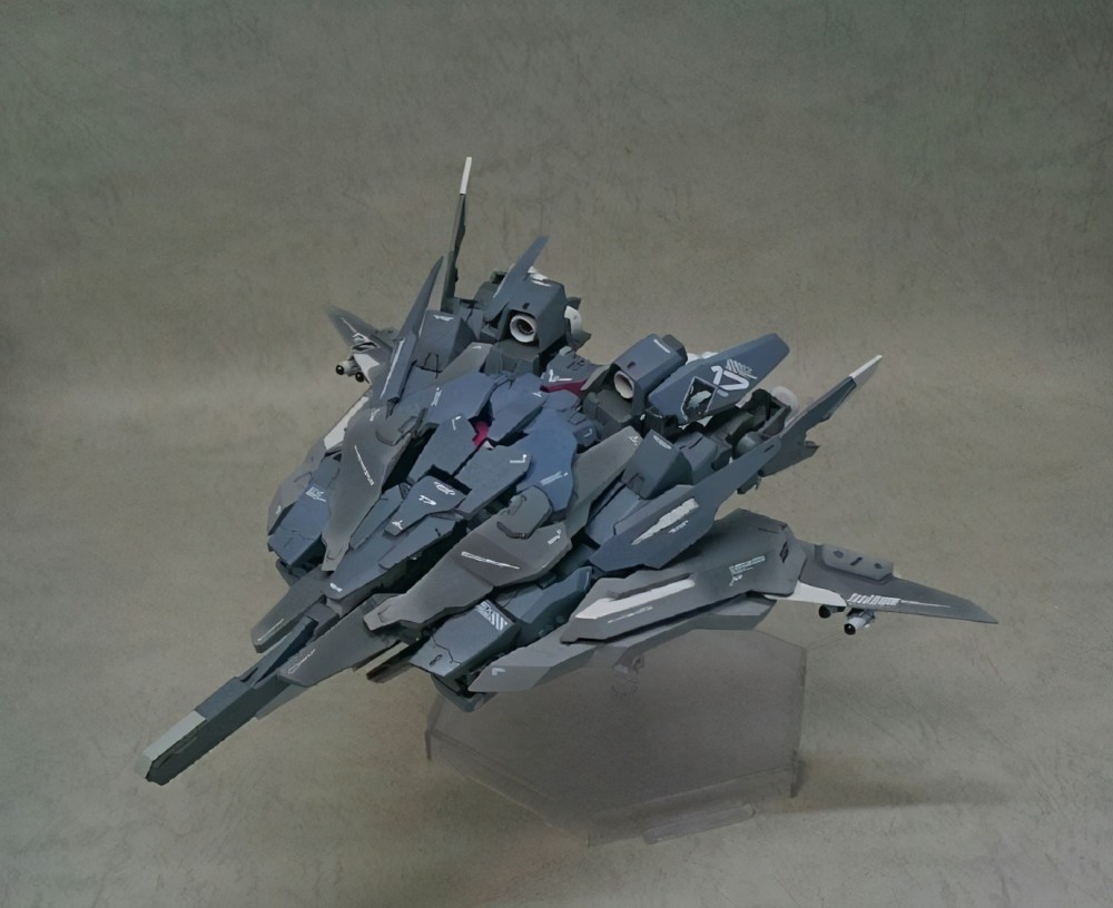 模玩控完美变形飞机寿屋z高达样式模型