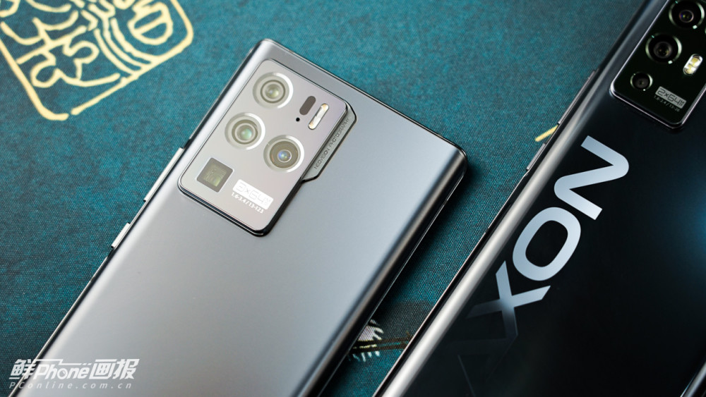 中兴axon30系列图赏旗舰高能三位一体颠覆影像定义