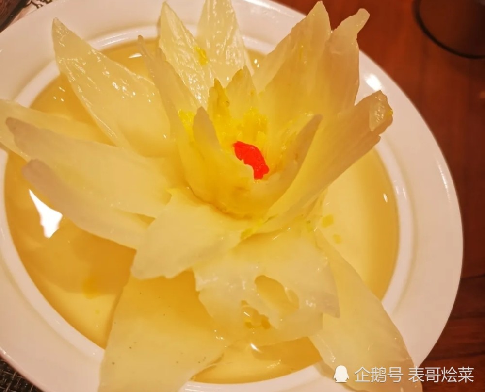 吊湯這方面魯菜與粵菜最在行,而