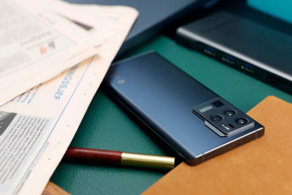 惊喜因不甘平凡中兴天机axon30系列解析