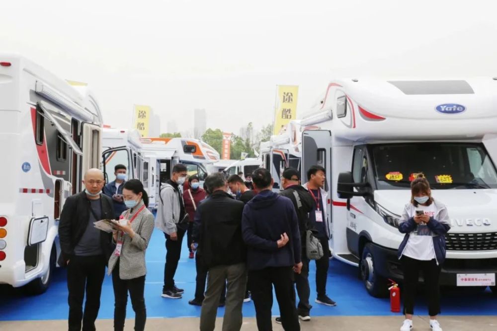 共赴春天之约 2021首届武汉房车旅游文化博览会盛大开幕