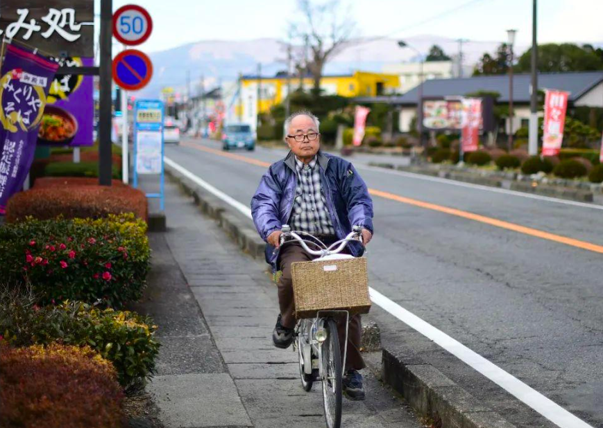 柳井正和孙正义图片