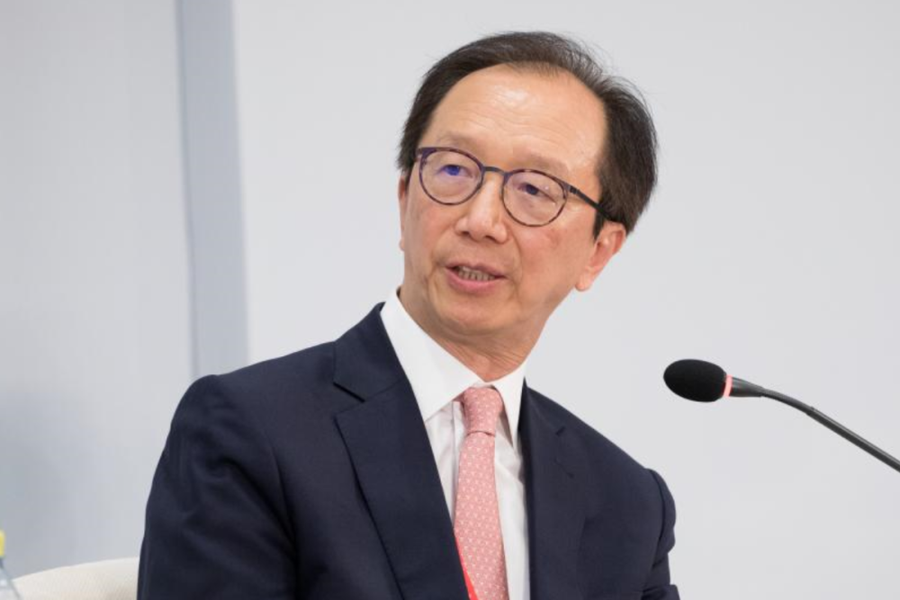 放弃高薪和美国绿卡财神爷梁锦松为中国香港狂赚3万亿