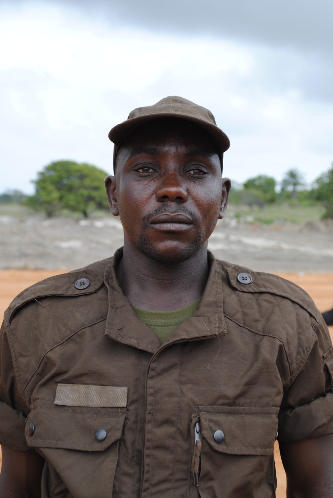 保护我们的黑人军人(2)我在非洲安哥拉的日子里111_腾讯新闻