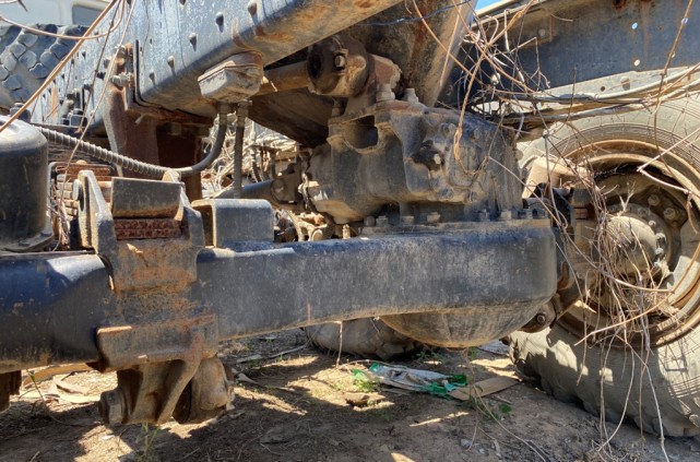 单排的卡玛斯4310卡车80年代最扛造的越野车型