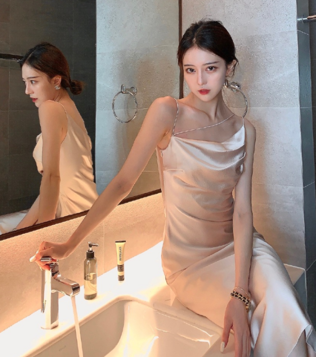 "女海王"项思醒走红网络,盛世美颜不输女星,凭好身材迷倒众人