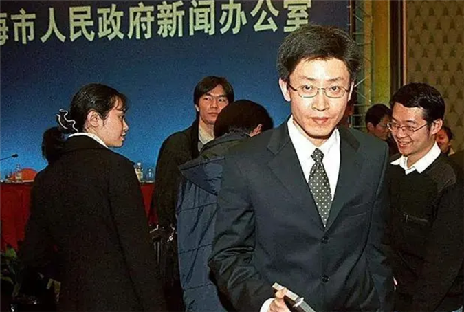 陈进骗取上亿科研费导致中国芯片停滞13年出逃美国仍逍遥