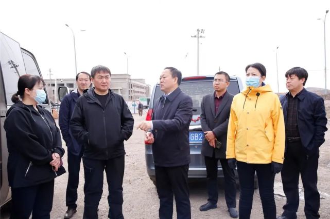 王英杰督导检查市容环境卫生整治工作