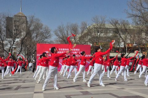 柔力球表演《各族儿女心向党》银川市广场民族健身舞创作与推广普及