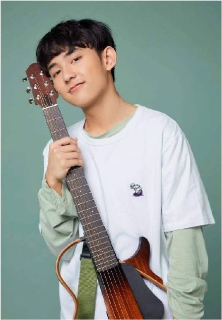 公司将他冷冻后,firstanuwat在家反省中.